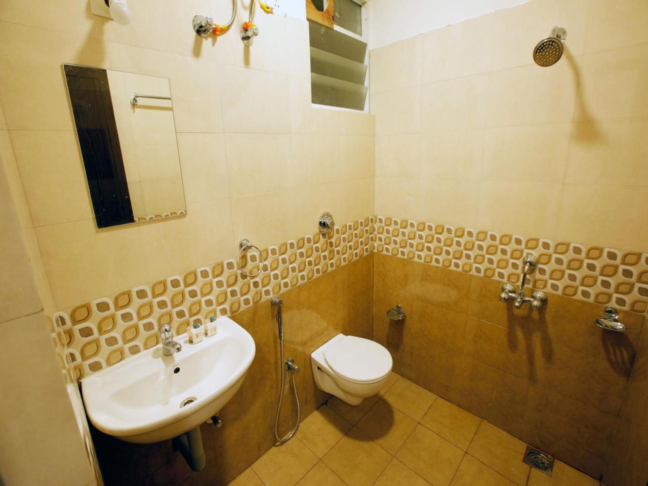 Hotel Ak International Ullal Екстер'єр фото